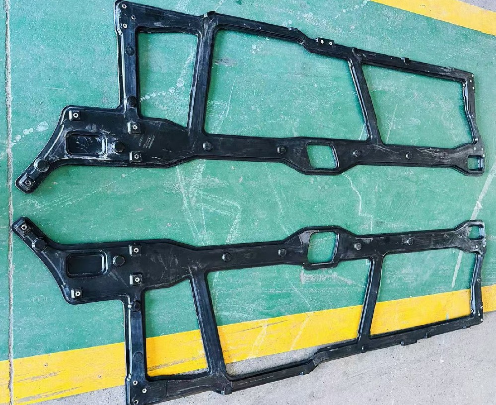 戴姆勒PDCPD側裙骨架